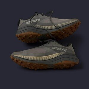 Saucony Gray Trail Running Shoes Size 10.5